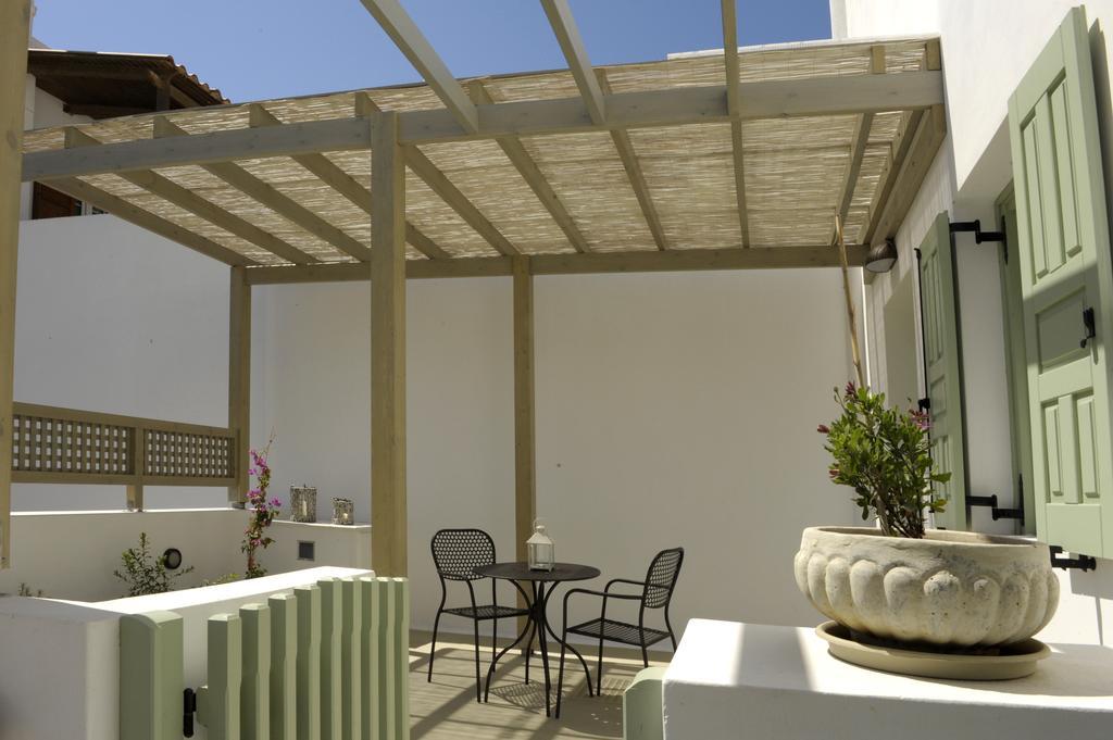 Almyris Hotel Adamantas  Kamer foto