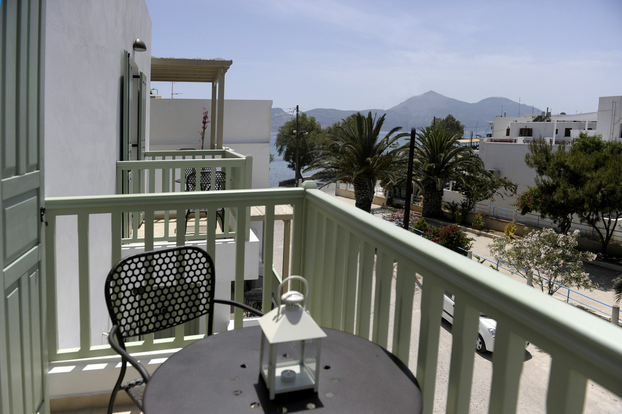 Almyris Hotel Adamantas  Buitenkant foto